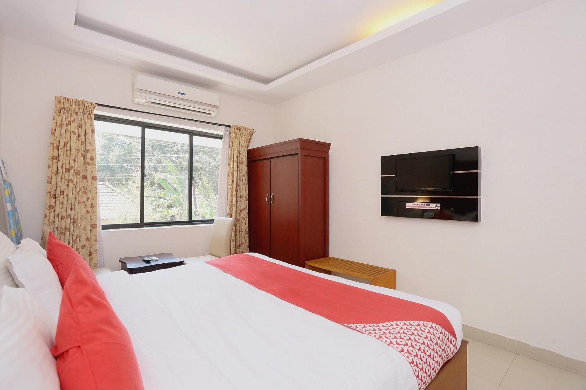 科兰 Super Townhouse Dona Castle酒店 外观 照片